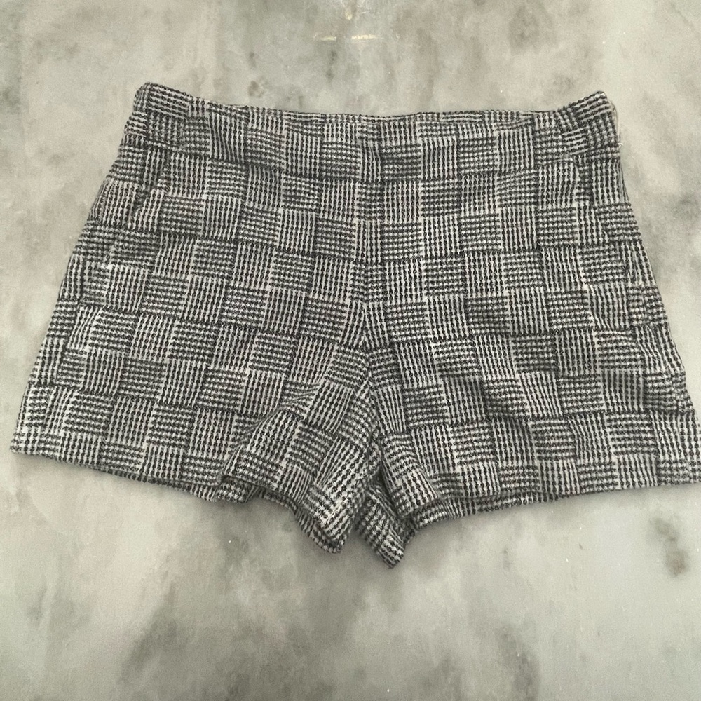 Cotton shorts from Loft, size 6